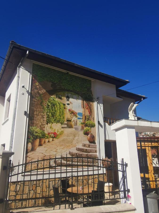 Къща Томови,Стаи За Гости Devin Exterior foto