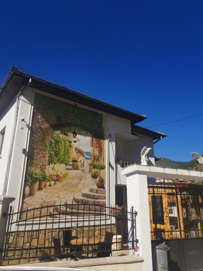 Къща Томови,Стаи За Гости Devin Exterior foto