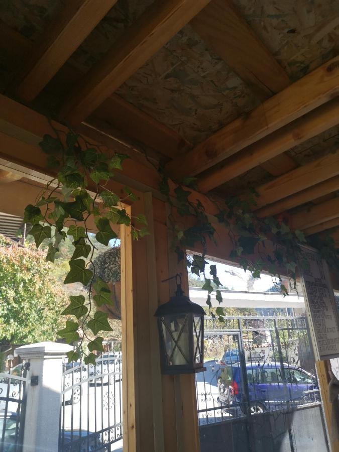 Къща Томови,Стаи За Гости Devin Exterior foto